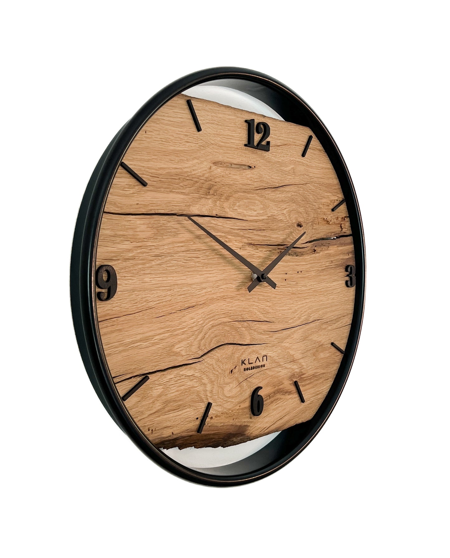 Wall clock made of reclaimed wood NO 267 40cm