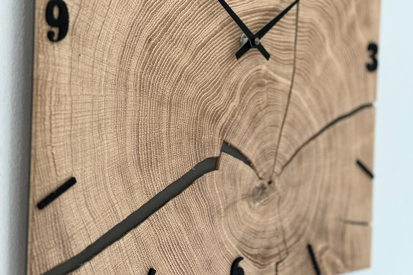 Wanduhr aus Holz No 278 43x43cm