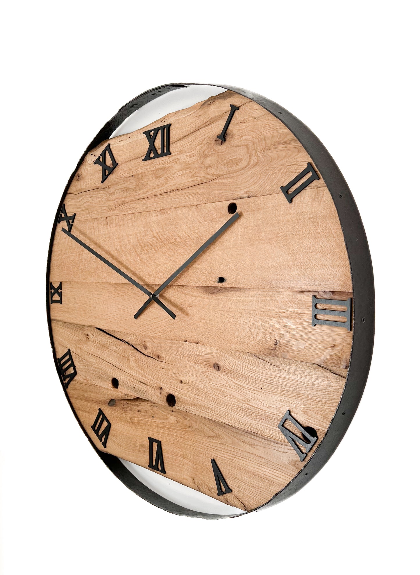 Wanduhr aus Altholz Fassring NO 388