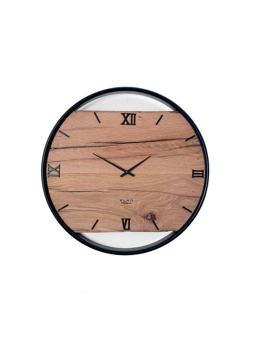 Wanduhr aus Altholz No 542    50cm