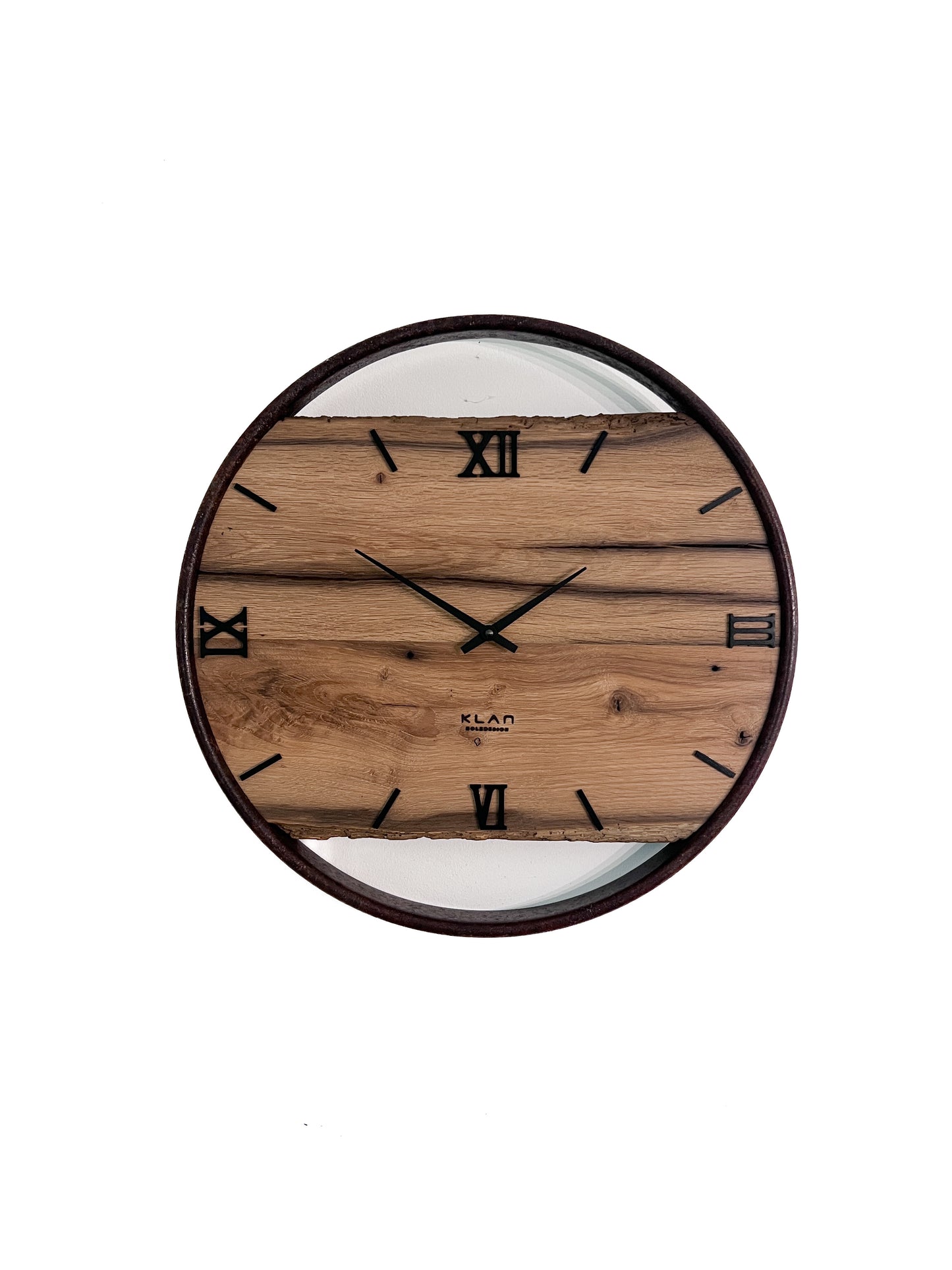 Handgefertigte Wanduhr
 aus Altholz No 551    45cm