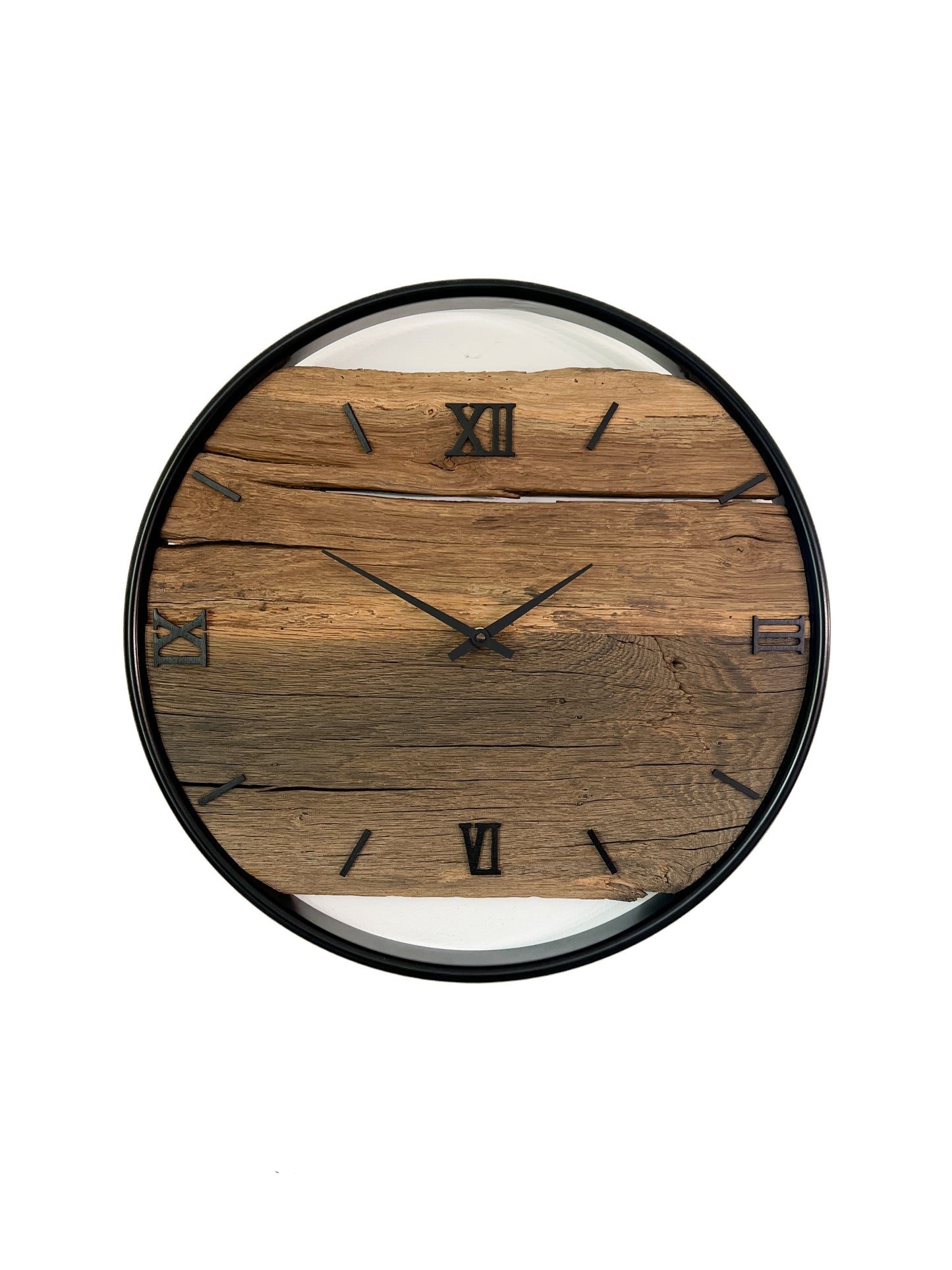 Wanduhr aus Altholz NO 531   45cm