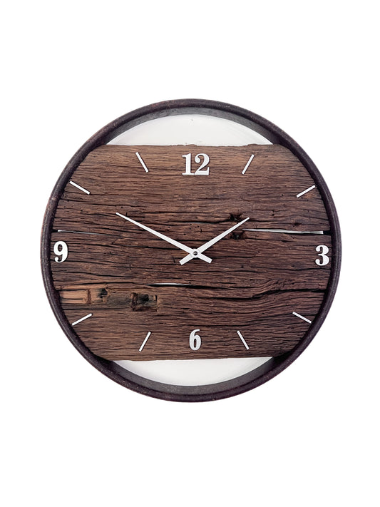 Wanduhr aus Altholz Eiche 40 cm – mit original stahlt Ring
 NO 556  40cm