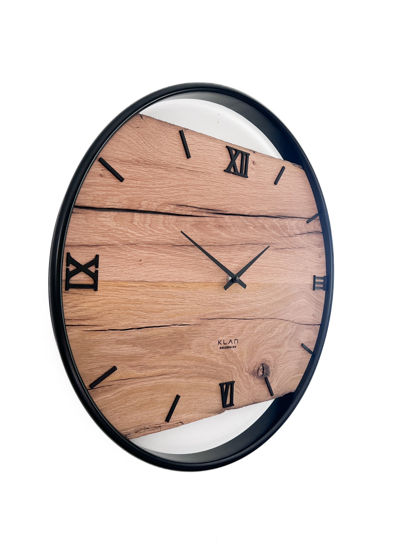 Wanduhr aus Altholz No 542    50cm