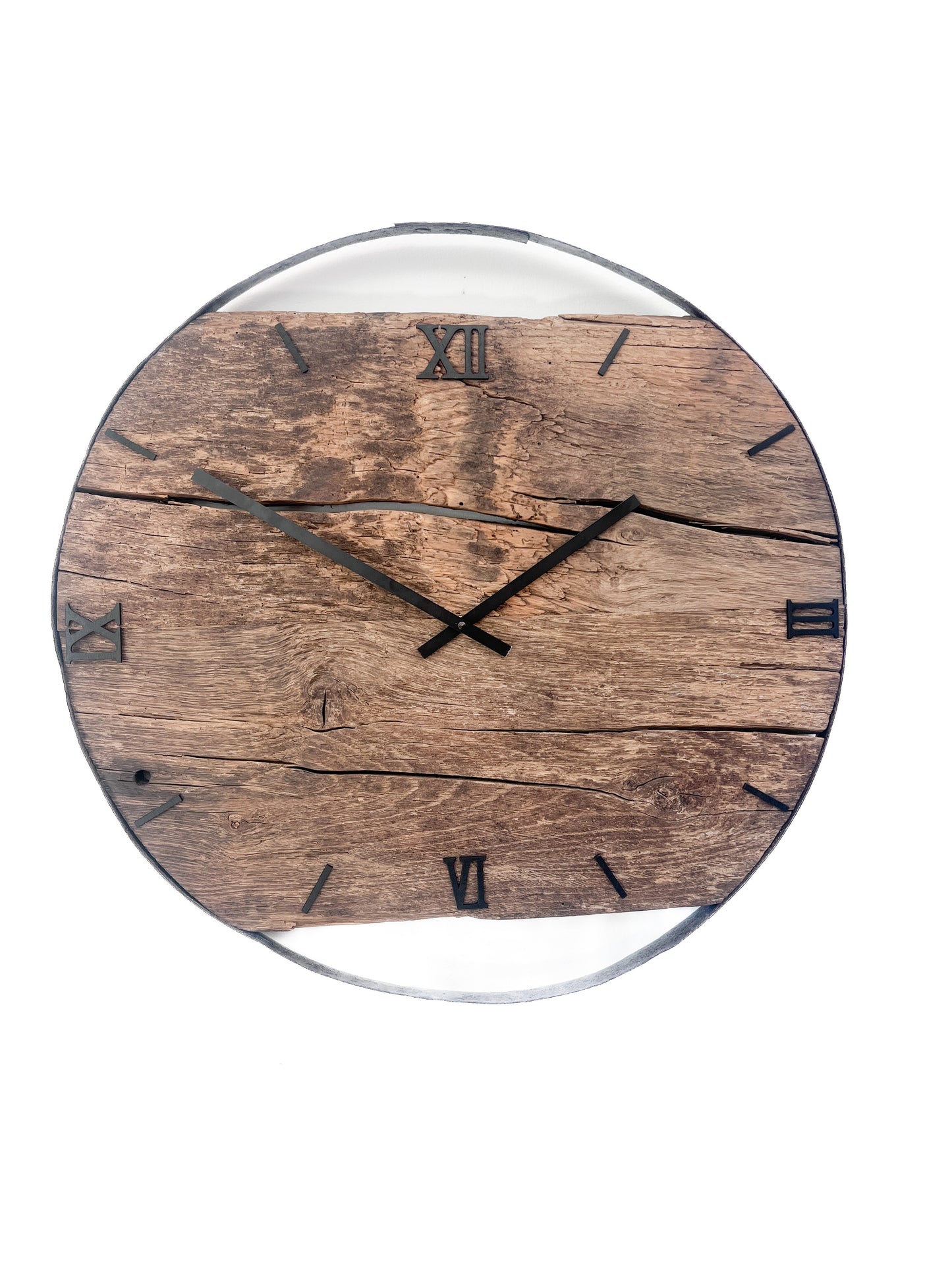 Wanduhr XXL 69 cm aus Altholz Eiche im Weinfassring Rostoptik – Handgefertigte Designer Holzuhr No 570