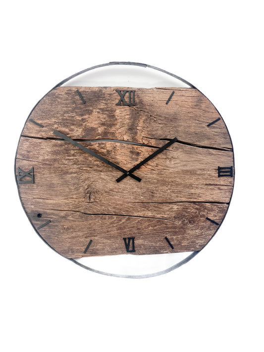 Wanduhr XXL 69 cm aus Altholz Eiche im Weinfassring Rostoptik – Handgefertigte Designer Holzuhr No 570